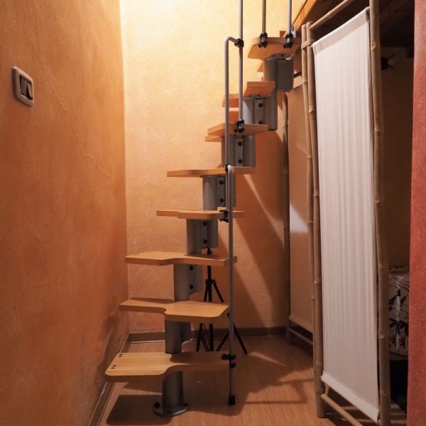 Scale Soppalco (Massaggio Tantra)